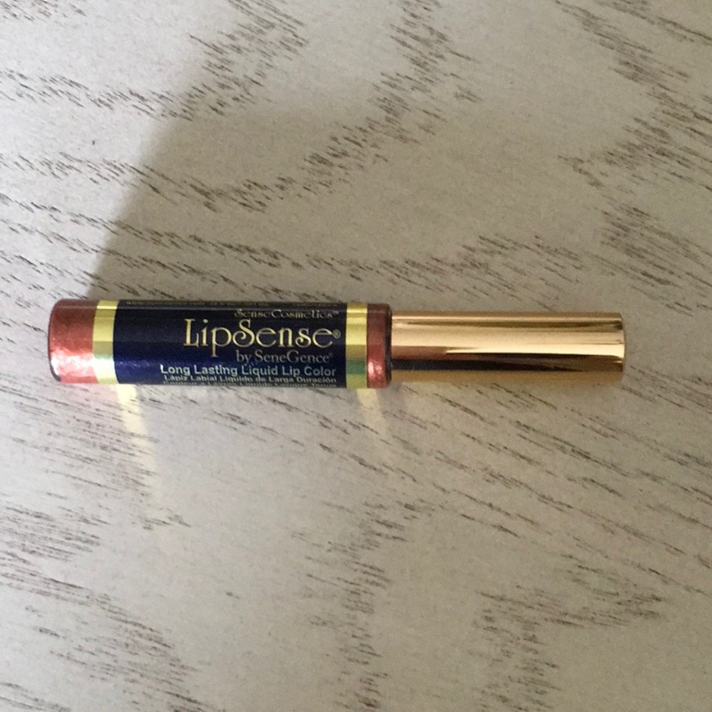 Lipsense
